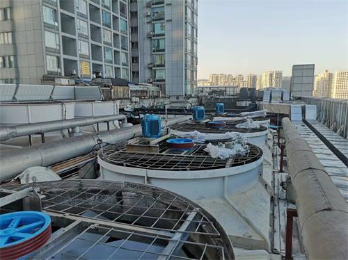 冷却塔浮水处理法 冷却塔漂水处理方法
